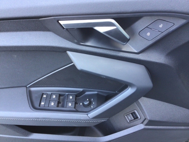 A3 Sportback S line 30 TFSI Business/LED/SHZ/NAV