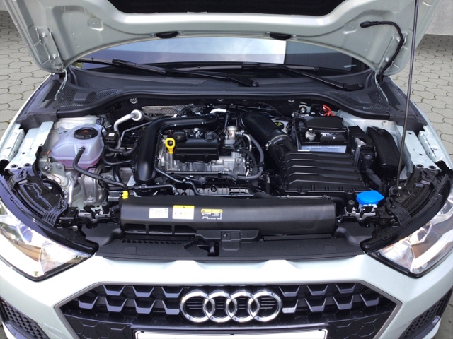 A1 Sportback advanced 25 TFSI S-tronic 2-Zonen/S