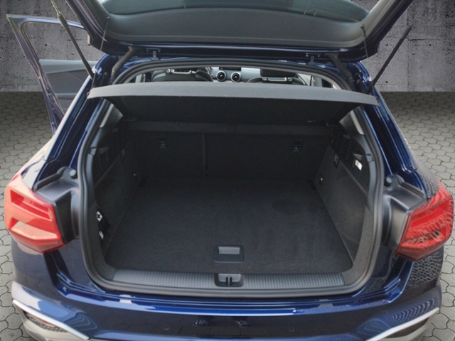 Q2 advanced 30 TFSI MATRIX/SHZ KLIMA ALU