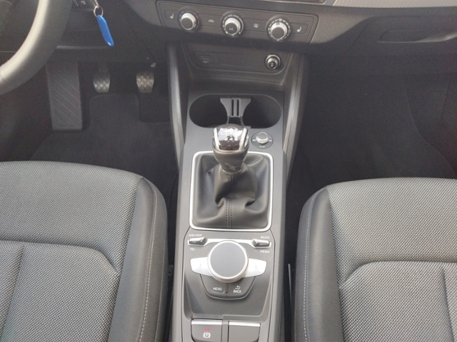 Q2 advanced 30 TFSI MATRIX/SHZ KLIMA ALU