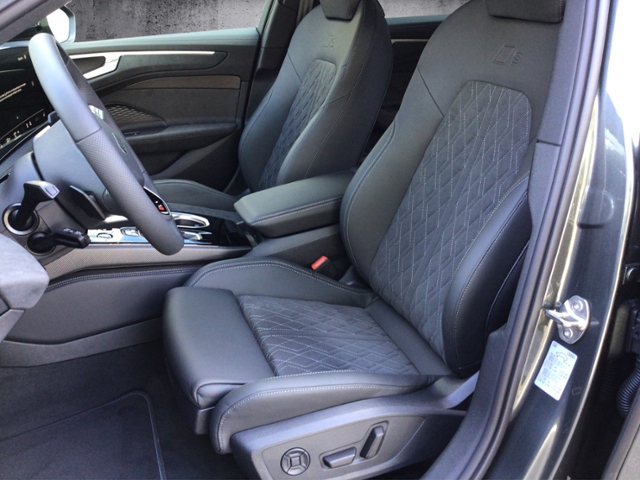 A6 Avant edition one 2.0TDI quattro S tronic/PDC
