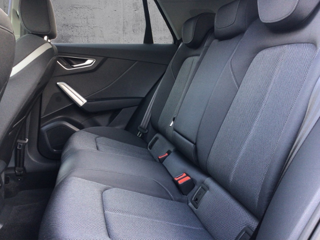 Q2 S line 35TFSI Navi/GRA/2-Zonen/3J-AG KLIMA LE