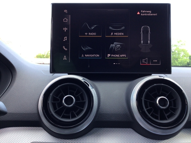 Q2 S line 35TFSI Navi/GRA/2-Zonen/3J-AG KLIMA LE