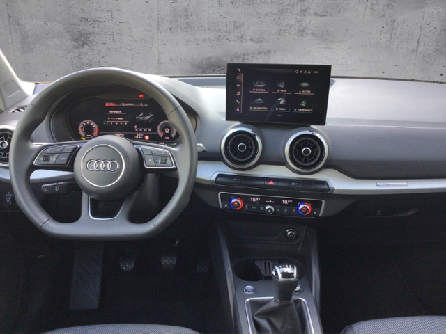 Q2 S line 35TFSI Navi/GRA/2-Zonen/3J-AG KLIMA LE