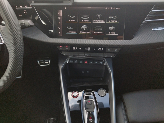 S3 Limousine 2.0TFSI qua S tron/Navi/3-Zonen/3J-