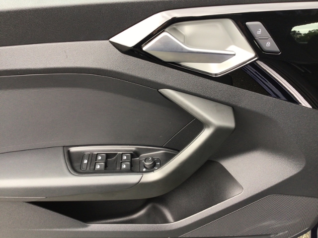 A1 Sportback advanced 25TFSI S tronic/Navi/2-Zon