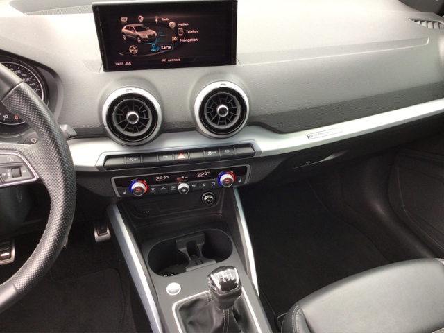 Q2 S line 35 TFSI NAV/Parken/SHZ KLIMA LED NAVI 