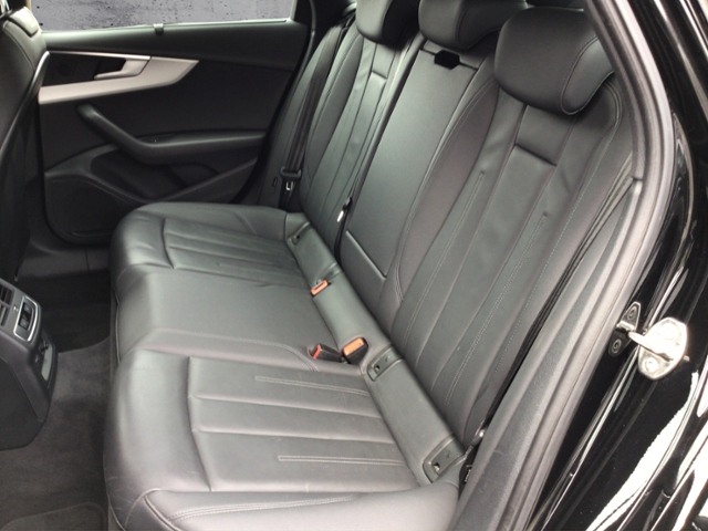 A4 Avant adva 40TDI qua S tron/AHK/APS/ACC/Leder
