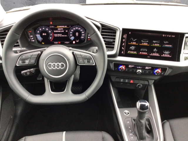 A1 Sportback S line 25 TFSI S tronic 2-Zonen/SHZ
