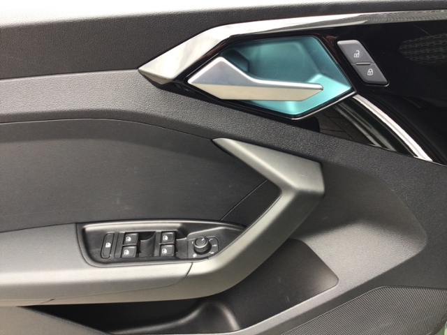 A1 Sportback advanced 30 TFSI NAV/SHZ/2-Zonen KL