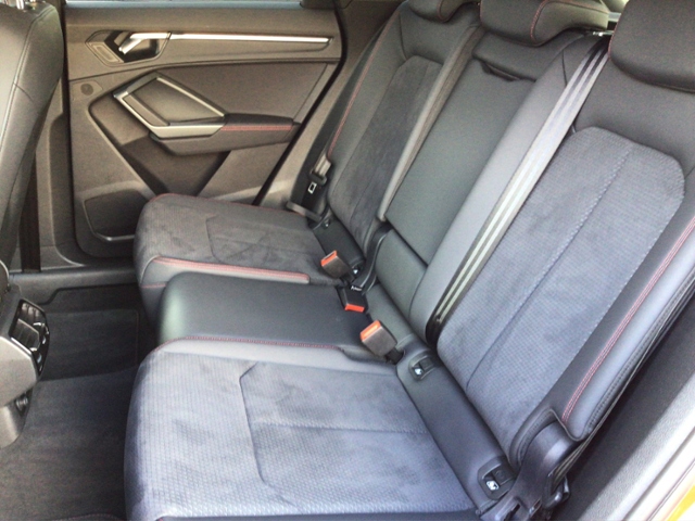 Q3 advanced 40 TFSI S tronic quattro KLIMA LED N