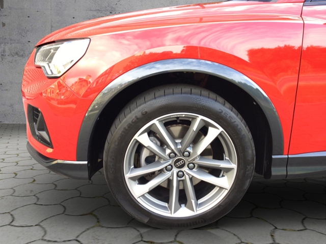 Q3 advanced 40 TFSI S tronic quattro KLIMA LED N