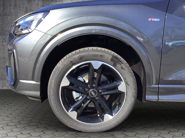 Q2 S line 35 TFSI S tronic Matrix/SHZ KLIMA LEDE