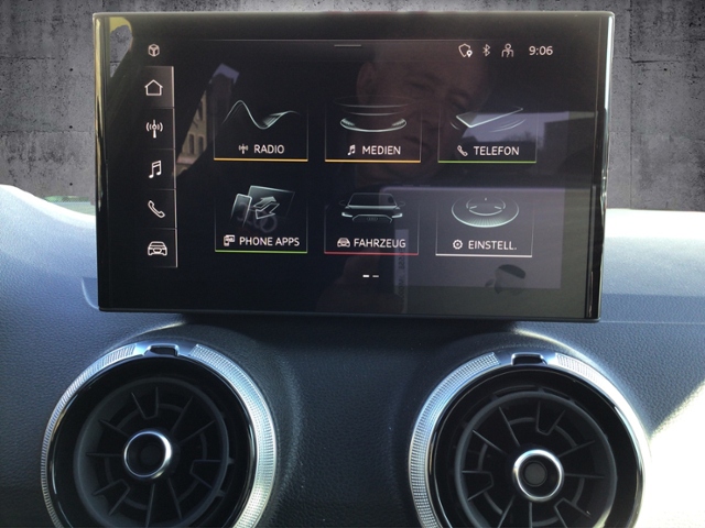 Q2 S line 35 TFSI S tronic Matrix/SHZ KLIMA LEDE