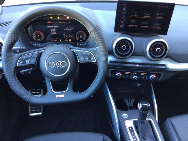 Q2 S line 35 TFSI S tronic Matrix/SHZ KLIMA LEDE