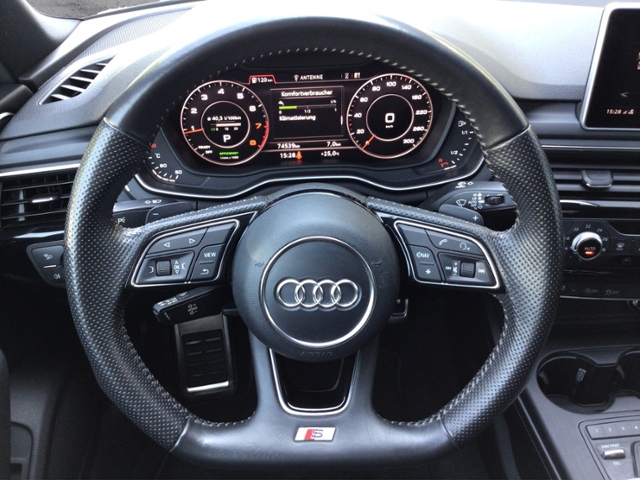 A4 Avant sport 2.0 TFSI quattro S tronic STH/NAV