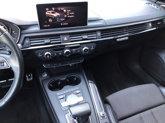 A4 Avant sport 2.0 TFSI quattro S tronic STH/NAV