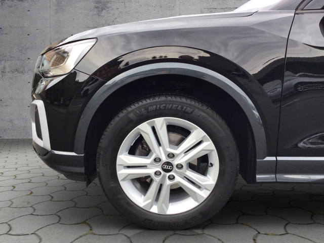 Q2 advanced 35TFSI S tron Sportsitze/RFK/GRA/LED