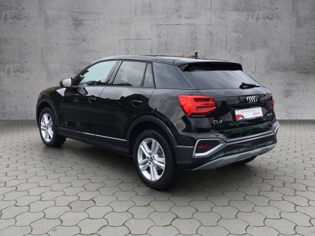 Q2 advanced 35TFSI S tron Sportsitze/RFK/GRA/LED