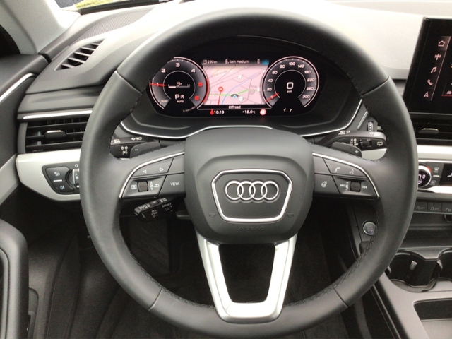 A4 Avant S line 40 TDI quattro S tronic PANO KLI
