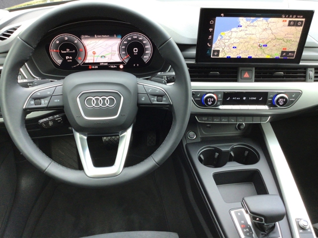 A4 Avant S line 40 TDI quattro S tronic PANO KLI