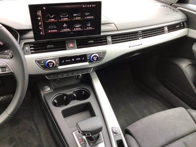 A4 Avant S line 40 TDI quattro S tronic PANO KLI