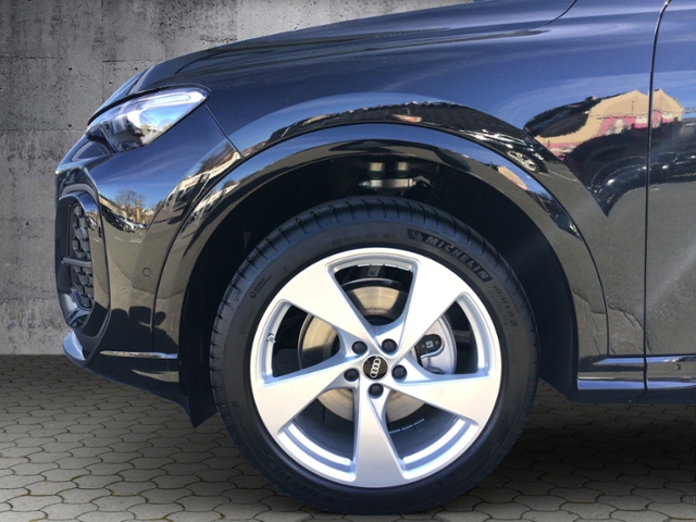 Q5 2.0 TFSI quattro S-tronic S line/MATRIX KLIMA