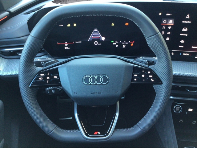 Q5 2.0 TFSI quattro S-tronic S line/MATRIX KLIMA