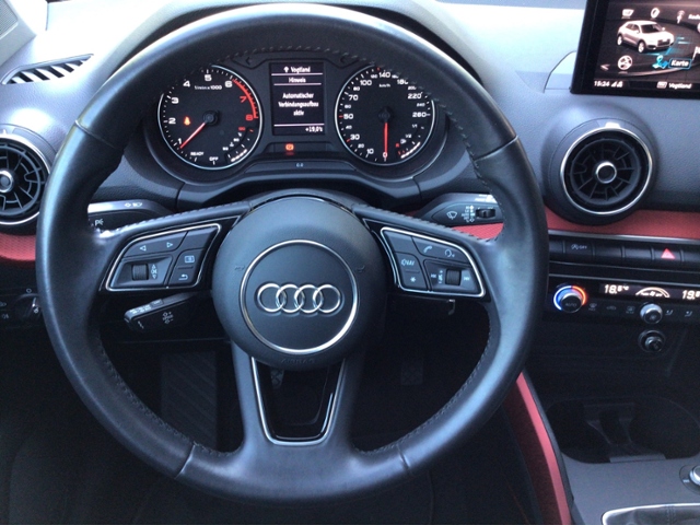 Q2 sport 1.4 TFSI NAV/LED/SHZ KLIMA LED NAVI ALU