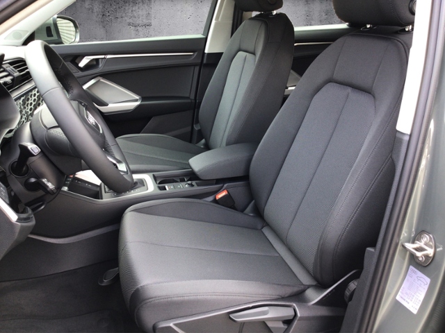Q3 advanced 35 TFSI S-tronic LED/2-Zonen KLIMA A
