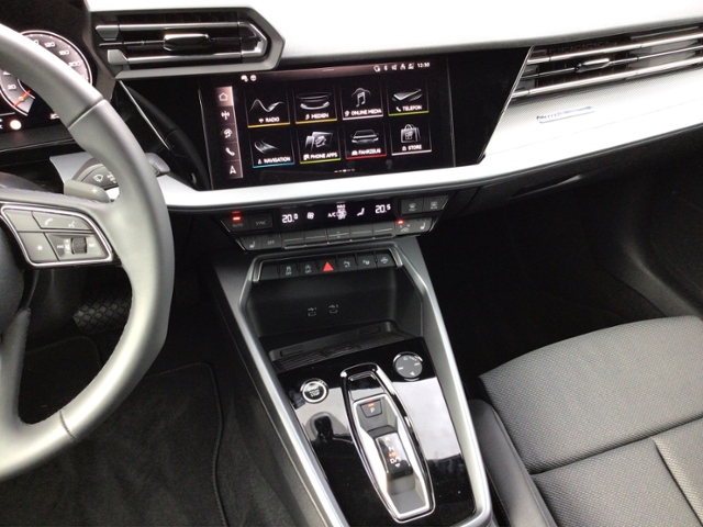 A3 allstreet 1.5TFSI S tronic Navi/ACC/RFK/SHZ/C