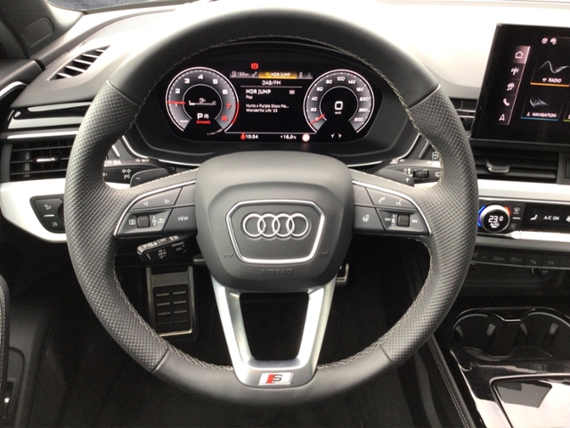 A4 Avant S line 45 TFSI quattro S-tronic PANO/ST