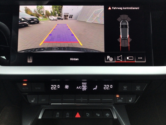 A3 allstreet 35TFSI Navi/AHK/Matrix/HuD/Leder/AC