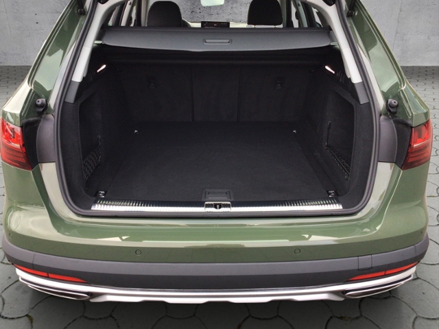 A4 allroad 40 TDI quattro S-tronic AHK ** Busine