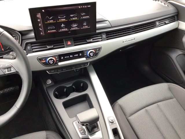 A4 allroad 40 TDI quattro S-tronic AHK ** Busine