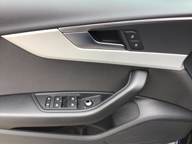 A4 Avant S line 40 TDI S-tronic Business/Tour KL