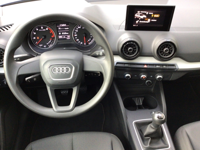 Q2 1.4 TFSI GRA KLIMA