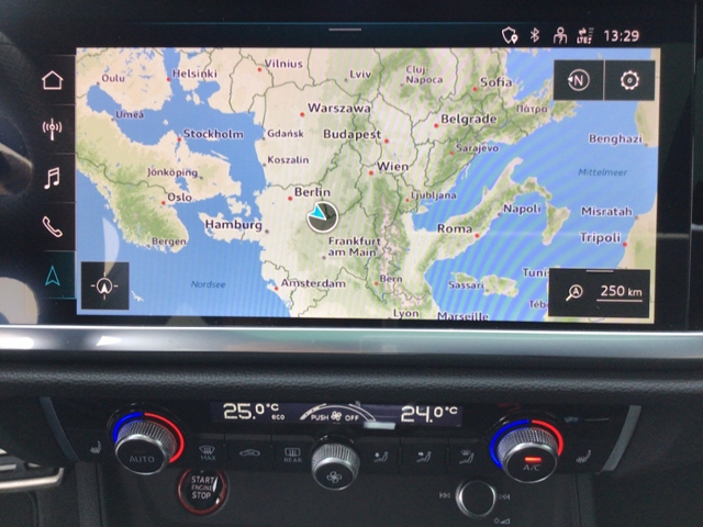 RS Q3 2.5 TFSI quattro S-tronic SONOS KLIMA LED