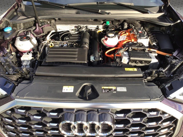 Q3 Sportback S line 45 TFSIe S-tronic MATRIX/NAV