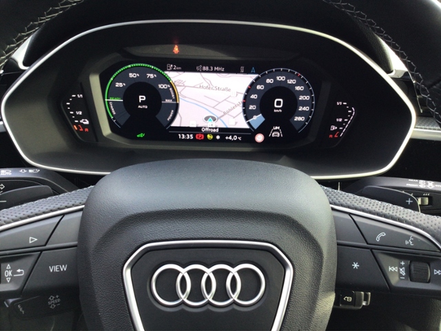Q3 Sportback S line 45 TFSIe S-tronic MATRIX/NAV