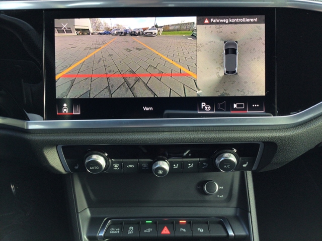 Q3 Sportback S line 45 TFSIe S-tronic MATRIX/NAV