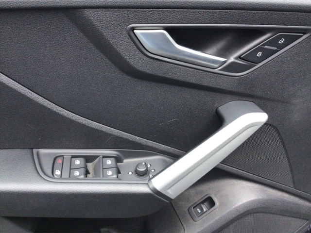 Q2 advanced 35 TFSI S-tronic Parken KLIMA LED AL