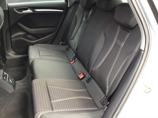 A3 Sportback sport 30 TFSI S-tronic LED/NAV/SHZ 