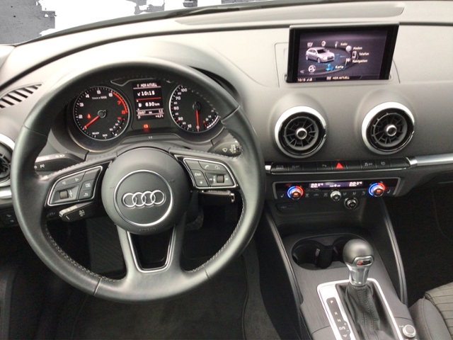 A3 Sportback sport 30 TFSI S-tronic LED/NAV/SHZ 