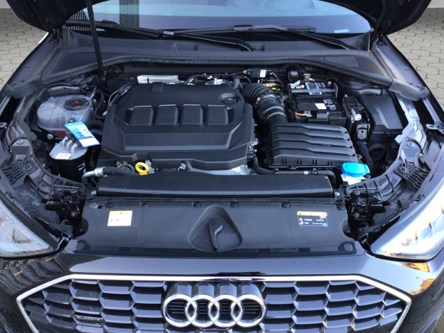A3 Sportback advanced 40 TDI quattro S-tronic KL