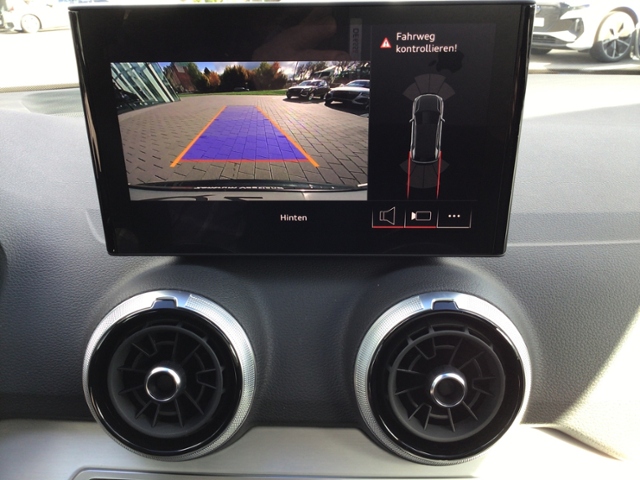 Q2 advanced 35 TFSI S-tronic Parken KLIMA LED AL