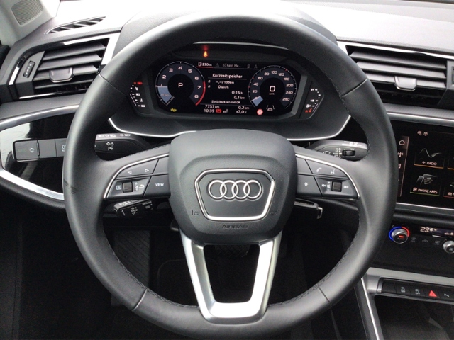 Q3 advanced 35 TFSI S-tronic NAV/ACC KLIMA NAVI 