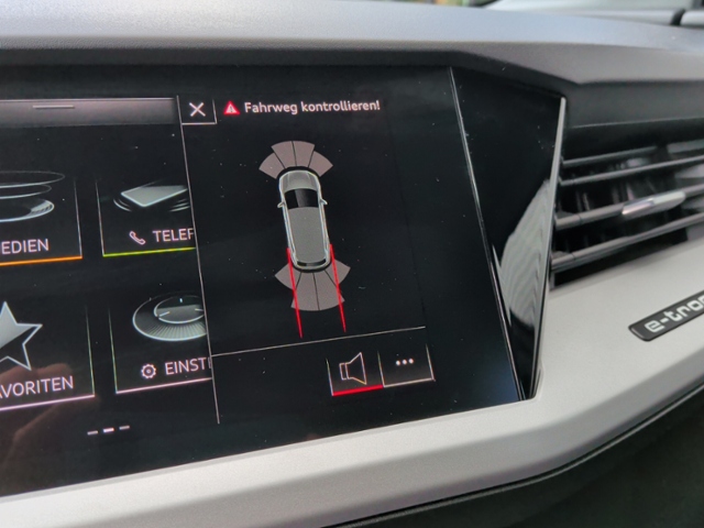 Q4 e-tron 35 55kWh STH/EL.HECK/SHZ