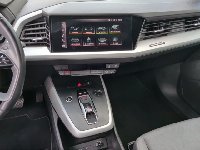 Q4 e-tron 35 55kWh STH/EL.HECK/SHZ