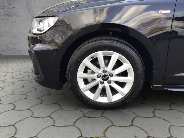 A1 Sportback 25 TFSI S-tronic S-LINE/NAV/SHZ